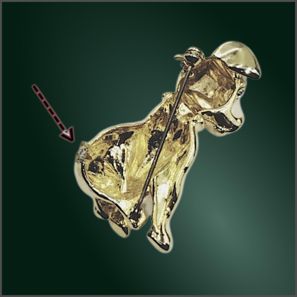 Dalmatian Enamel Gold Tone Seated Dog Brooch - Picture 7 of 7
